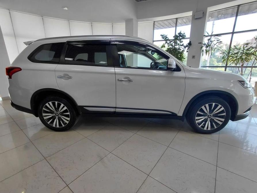 Mitsubishi Outlander III Рестайлинг 3 Москва  - изображение 3