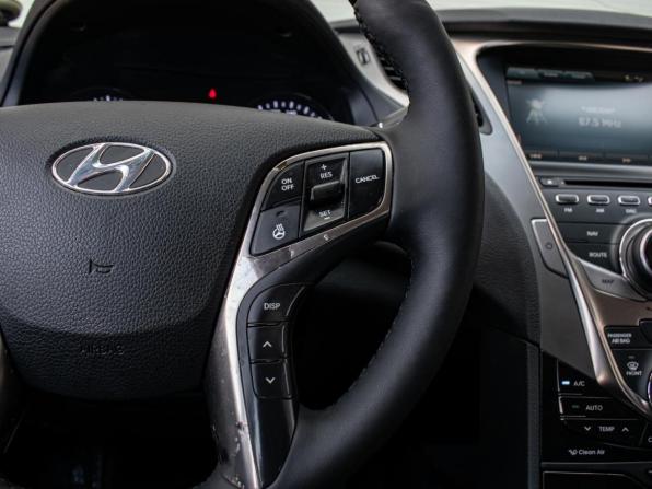 Hyundai Grandeur V с пробегом 2012 года, цена 1 580 000 рублей, 118183 км, седан, Автокод Объявления