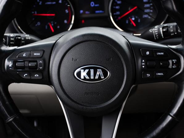 Kia Carnival III с пробегом 2020 года, цена 2 998 000 рублей, 89533 км, минивэн, Автокод Объявления