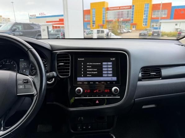 Mitsubishi Outlander III Рестайлинг 3 с пробегом 2020 года, цена 2 550 000 рублей, 81667 км, внедорожник, Автокод Объявления