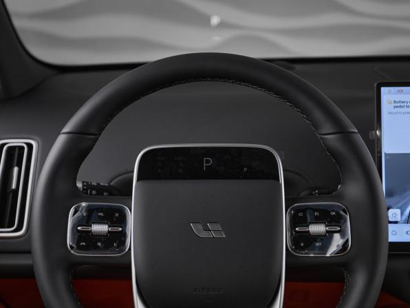 Новый Li Auto (Lixiang) L6 2025 года, цена 8 390 000 рублей, внедорожник, Автокод Объявления