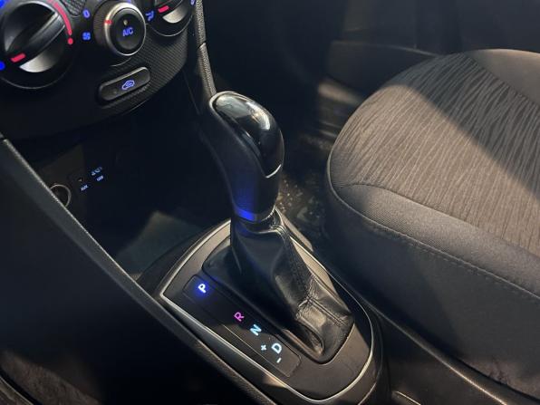 Hyundai Solaris I Рестайлинг с пробегом 2016 года, цена 1 336 000 рублей, 106000 км, седан, Автокод Объявления