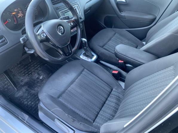 Volkswagen Polo V Рестайлинг с пробегом 2015 года, цена 1 139 900 рублей, 155545 км, седан, Автокод Объявления