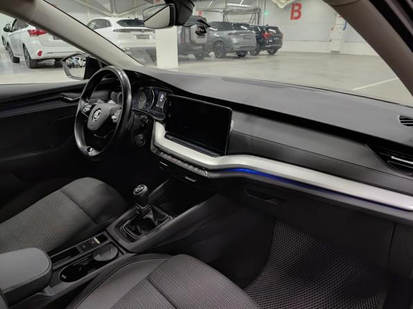 Skoda Octavia IV (A8) с пробегом 2021 года, цена 2 120 000 рублей, 129719 км, лифтбек, Автокод Объявления