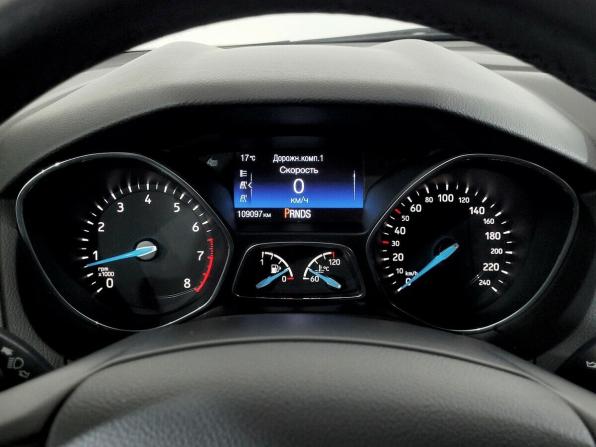 Ford Focus III Рестайлинг с пробегом 2017 года, цена 1 300 000 рублей, 109097 км, хэтчбек, Автокод Объявления