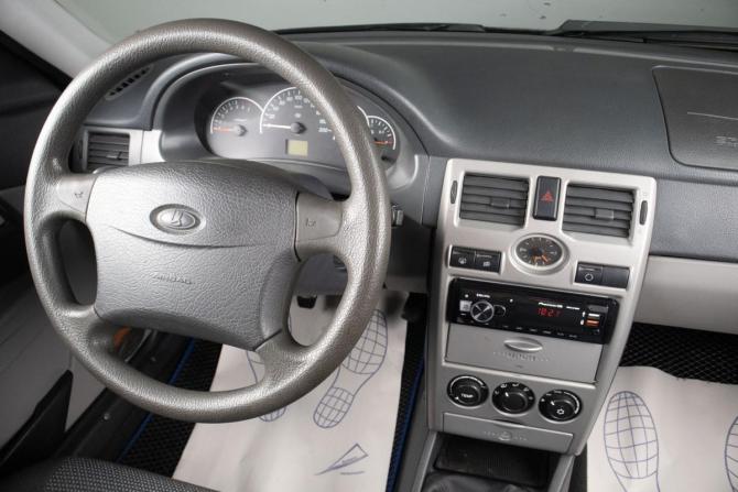 Lada (ВАЗ) Priora I с пробегом 2010 года, цена 349 000 рублей, 157460 км, хэтчбек, Автокод Объявления