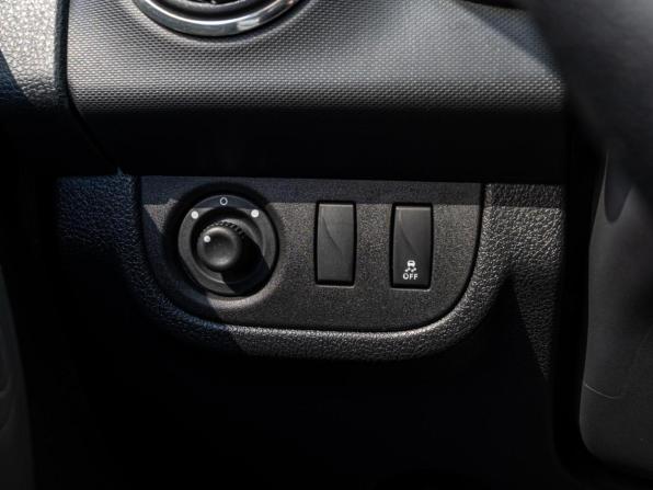 Renault Sandero II Рестайлинг с пробегом 2021 года, цена 1 400 000 рублей, 47648 км, хэтчбек, Автокод Объявления