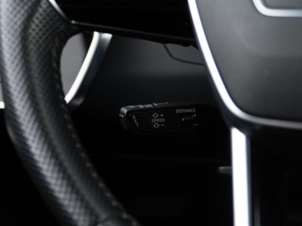 Audi A6 V (C8) с пробегом 2018 года, цена 4 699 050 рублей, 81229 км, универсал, Автокод Объявления