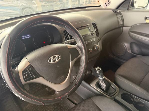 Hyundai i30 I Рестайлинг с пробегом 2011 года, цена 695 000 рублей, 196500 км, хэтчбек, Автокод Объявления