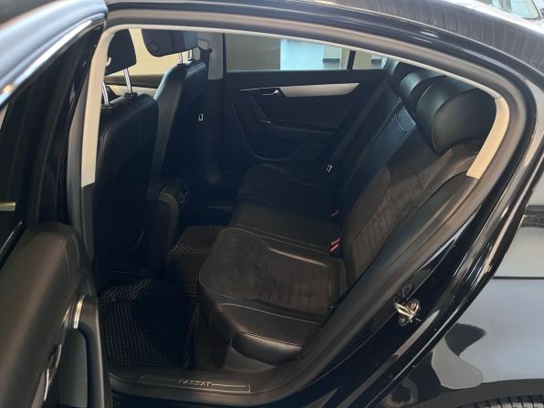Volkswagen Passat B7 с пробегом 2012 года, цена 1 365 000 рублей, 240051 км, седан, Автокод Объявления