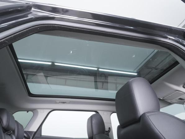 Land Rover Range Rover Evoque I Рестайлинг с пробегом 2018 года, цена 2 600 000 рублей, 114327 км, внедорожник, Автокод Объявления