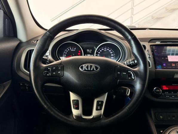 Kia Sportage III Рестайлинг с пробегом 2014 года, цена 1 339 900 рублей, 181400 км, внедорожник, Автокод Объявления