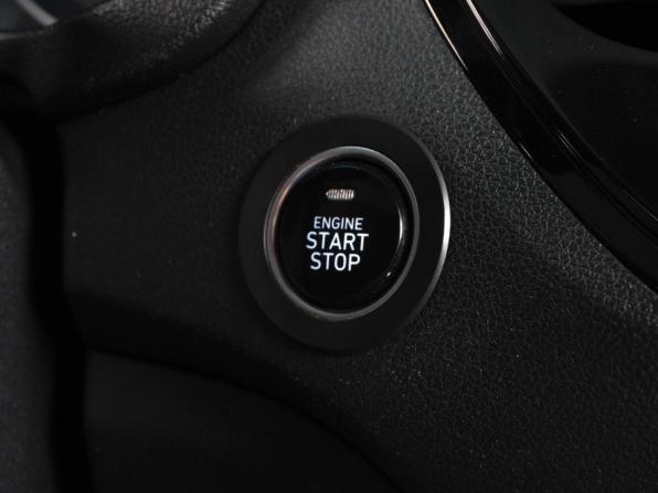 Hyundai Solaris II Рестайлинг с пробегом 2021 года, цена 1 798 000 рублей, 95712 км, седан, Автокод Объявления