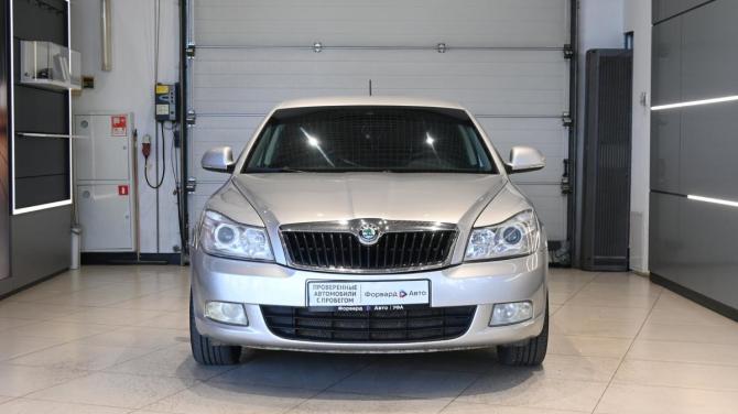 Skoda Octavia II (A5) Рестайлинг с пробегом 2012 года, цена 695 000 рублей, 291871 км, лифтбек, Автокод Объявления