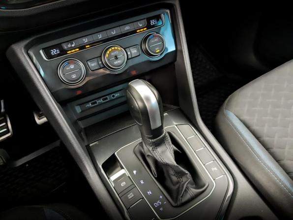 Volkswagen Tiguan II с пробегом 2019 года, цена 1 959 000 рублей, 181317 км, внедорожник, Автокод Объявления