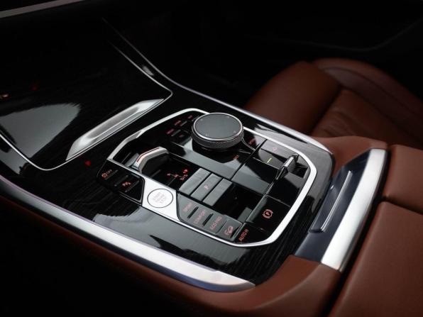 BMW X7 I (G07) Рестайлинг с пробегом 2023 года, цена 12 099 099 рублей, 54229 км, внедорожник, Автокод Объявления