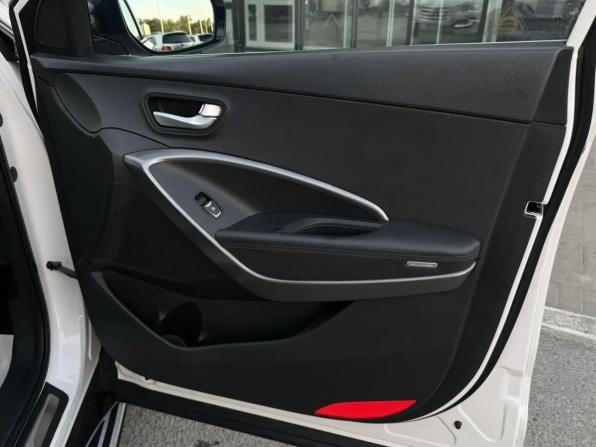 Hyundai Santa Fe III с пробегом 2014 года, цена 2 338 000 рублей, 124796 км, внедорожник, Автокод Объявления