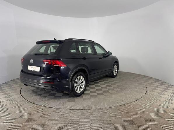 Volkswagen Tiguan II с пробегом 2017 года, цена 1 843 000 рублей, 241796 км, внедорожник, Автокод Объявления