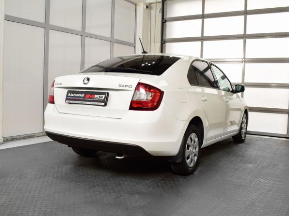 Skoda Rapid I Рестайлинг с пробегом 2019 года, цена 949 995 рублей, 179557 км, лифтбек, Автокод Объявления