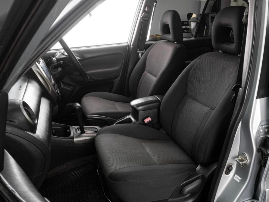 Toyota RAV4 II (XA20) Рестайлинг Тюмень  - изображение 8
