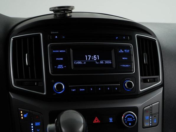 Hyundai H-1 II Рестайлинг с пробегом 2016 года, цена 1 949 050 рублей, 362065 км, минивэн, Автокод Объявления