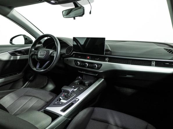 Audi A4 V (B9) с пробегом 2018 года, цена 2 399 700 рублей, 82552 км, седан, Автокод Объявления