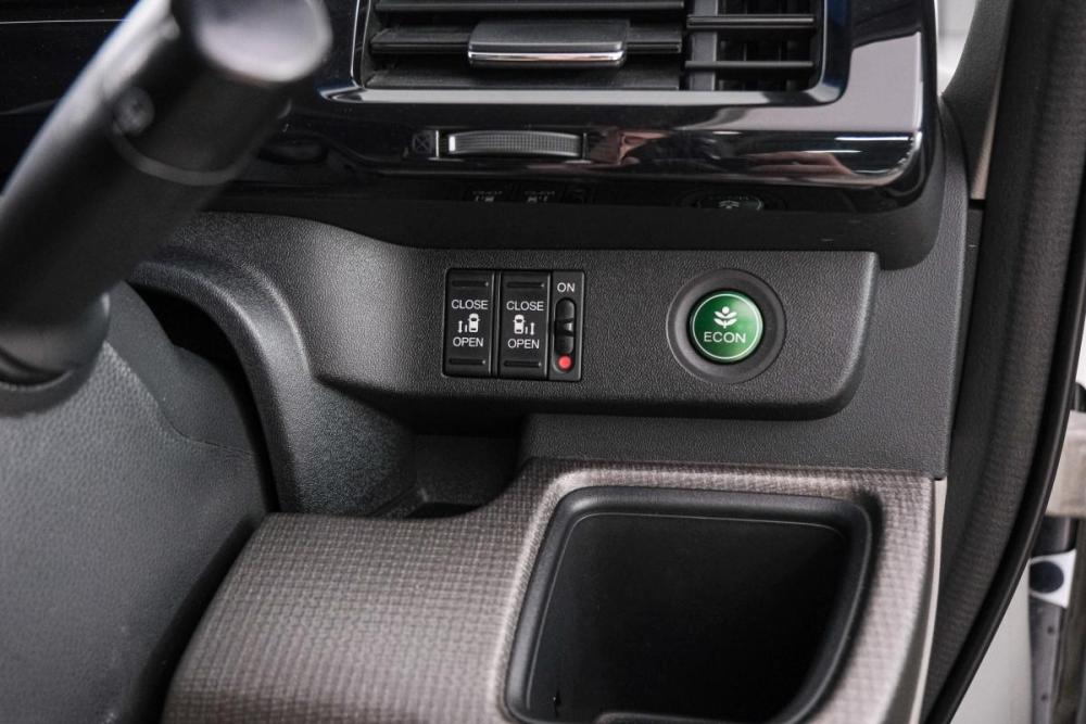 Honda Stepwgn V Красноярск  - изображение 18