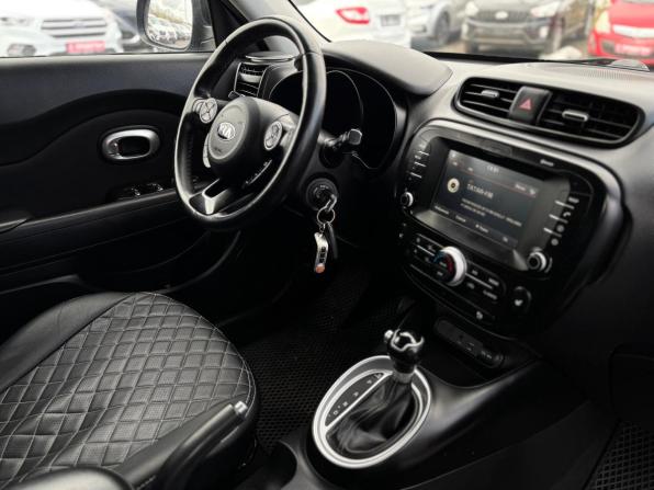 Kia Soul II Рестайлинг с пробегом 2017 года, цена 1 590 000 рублей, 89350 км, хэтчбек, Автокод Объявления