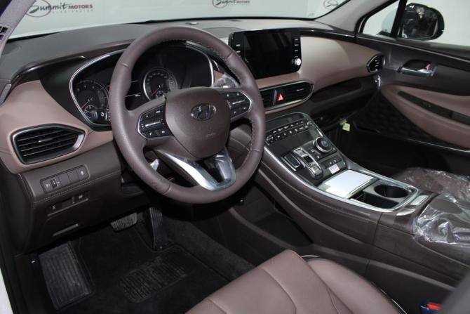 Hyundai Santa Fe IV Рестайлинг с пробегом 2023 года, цена 5 500 000 рублей, 106 км, внедорожник, Автокод Объявления