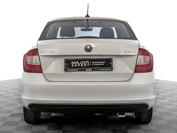 Skoda Rapid I Рестайлинг с пробегом 2019 года, цена 880 000 рублей, 246586 км, лифтбек, Автокод Объявления