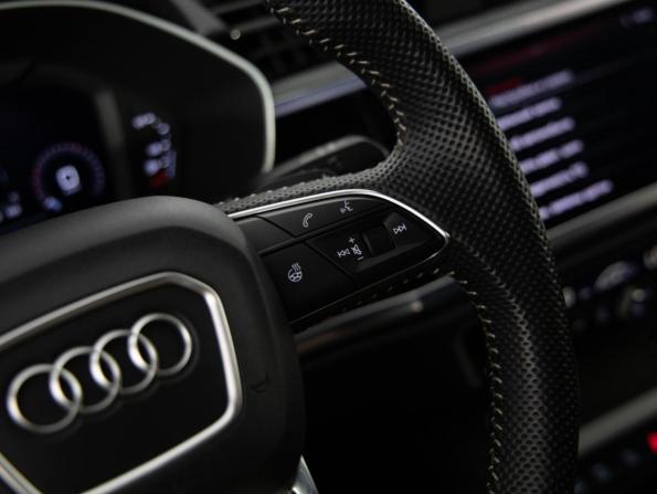 Audi Q3 Sportback II (F3) с пробегом 2020 года, цена 3 990 000 рублей, 114307 км, внедорожник, Автокод Объявления