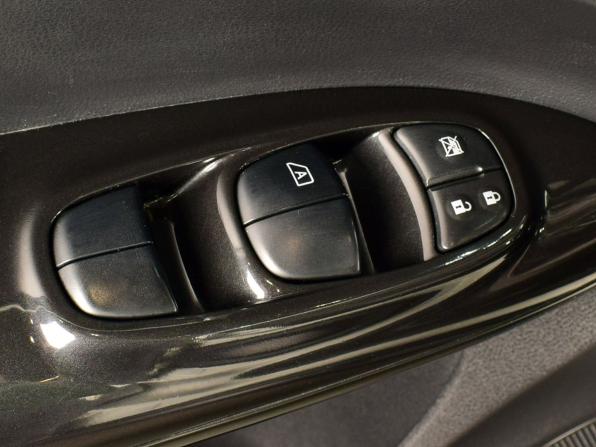 Nissan Juke I с пробегом 2013 года, цена 999 995 рублей, 162308 км, внедорожник, Автокод Объявления