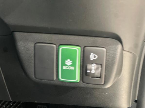 Honda Fit II с пробегом 2011 года, цена 850 000 рублей, 114650 км, хэтчбек, Автокод Объявления