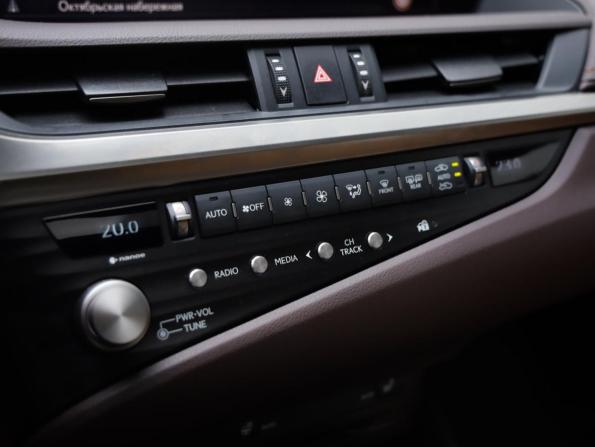 Lexus ES VII с пробегом 2021 года, цена 3 639 000 рублей, 132100 км, седан, Автокод Объявления
