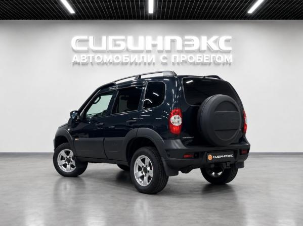Chevrolet Niva I Рестайлинг с пробегом 2017 года, цена 689 500 рублей, 177500 км, внедорожник, Автокод Объявления