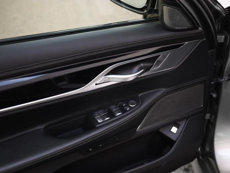 BMW 7 серии VI (G11/G12) Рестайлинг Санкт-Петербург  - изображение 28