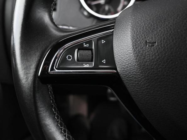 Skoda Yeti I Рестайлинг с пробегом 2016 года, цена 1 379 000 рублей, 174615 км, внедорожник, Автокод Объявления