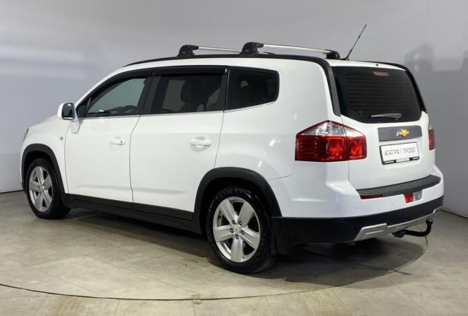 Chevrolet Orlando I с пробегом 2012 года, цена 970 000 рублей, 281906 км, компактвэн, Автокод Объявления
