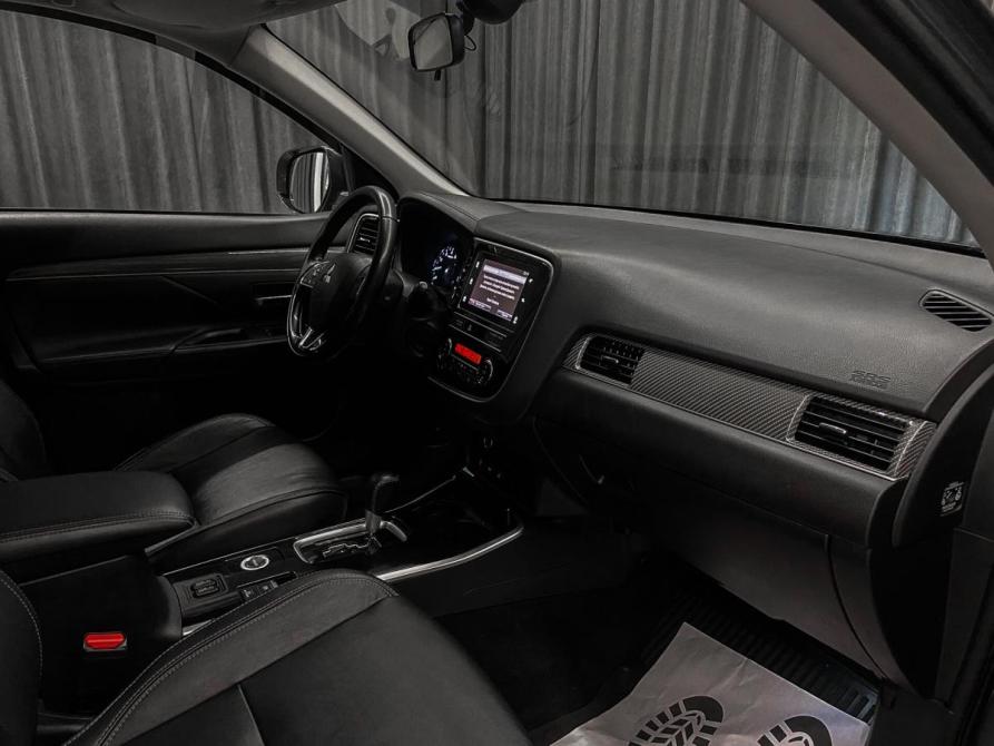 Mitsubishi Outlander III Рестайлинг 3 Красноярск  - изображение 11