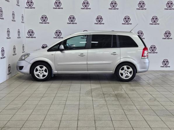 Opel Zafira B Рестайлинг с пробегом 2012 года, цена 634 000 рублей, 300927 км, минивэн, Автокод Объявления