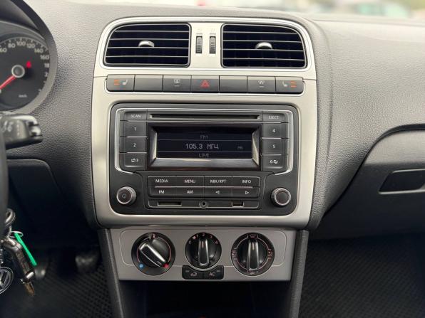 Volkswagen Polo V с пробегом 2014 года, цена 485 000 рублей, 256000 км, седан, Автокод Объявления