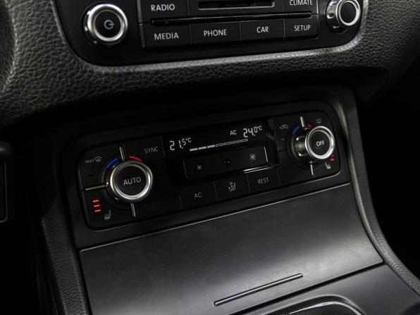 Volkswagen Touareg II с пробегом 2012 года, цена 2 250 000 рублей, 161899 км, внедорожник, Автокод Объявления