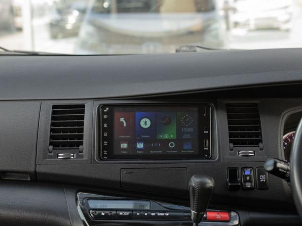 Toyota ISis I Рестайлинг с пробегом 2011 года, цена 1 280 000 рублей, 119487 км, компактвэн, Автокод Объявления