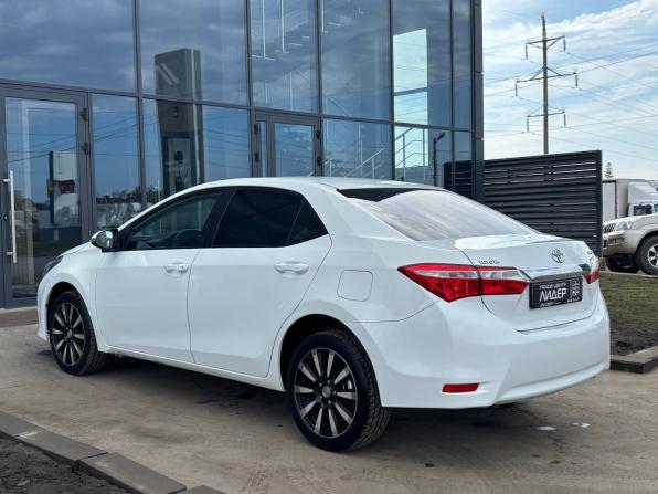 Toyota Corolla XI (E160 E170 E180) с пробегом 2013 года, цена 900 000 рублей, 152000 км, седан, Автокод Объявления