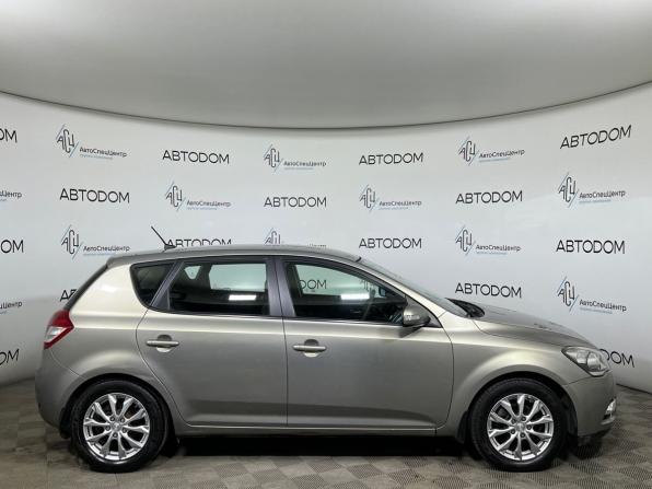Kia Ceed I Рестайлинг с пробегом 2010 года, цена 797 000 рублей, 68132 км, хэтчбек, Автокод Объявления