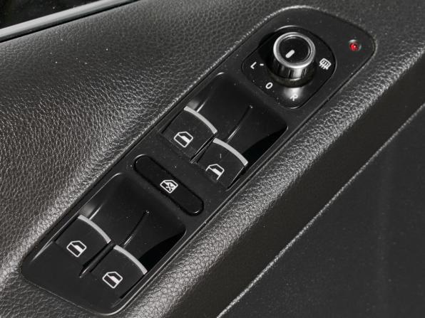 Volkswagen Tiguan I с пробегом 2011 года, цена 1 295 000 рублей, 174182 км, внедорожник, Автокод Объявления