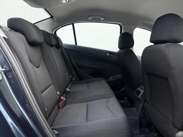 Peugeot 408 I с пробегом 2014 года, цена 649 000 рублей, 162006 км, седан, Автокод Объявления