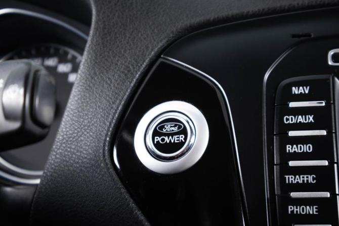 Ford Mondeo IV Рестайлинг с пробегом 2011 года, цена 1 049 000 рублей, 240000 км, седан, Автокод Объявления