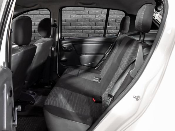 Renault Sandero I с пробегом 2014 года, цена 700 000 рублей, 111909 км, хэтчбек, Автокод Объявления