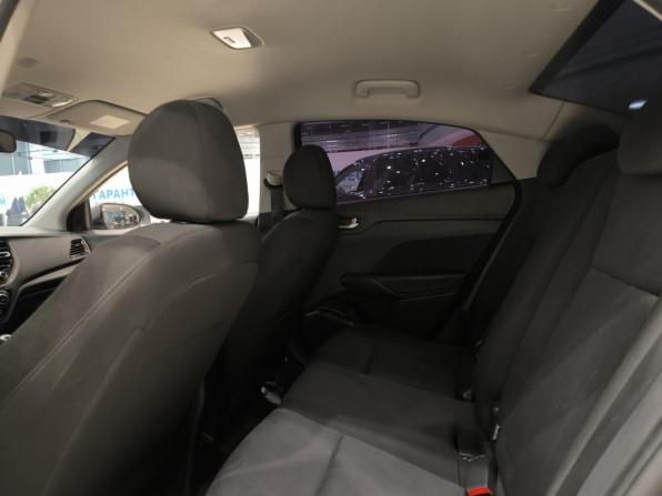 Hyundai Solaris II Рестайлинг с пробегом 2022 года, цена 1 690 000 рублей, 48510 км, седан, Автокод Объявления